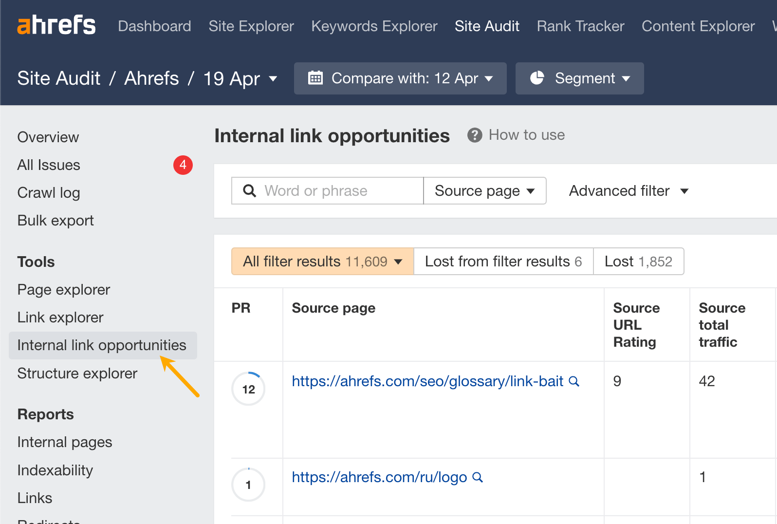 Ahrefs interface showing "Internal link opportunities" tool. Table with PR, source page, URL rating, and total traffic data. An arrow points to the "Internal link opportunities" link on the left menu.